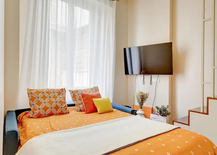 Apartment Coco Meulin Rouge Paris