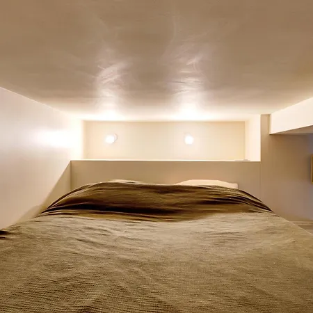 Apartment Coco Meulin Rouge *