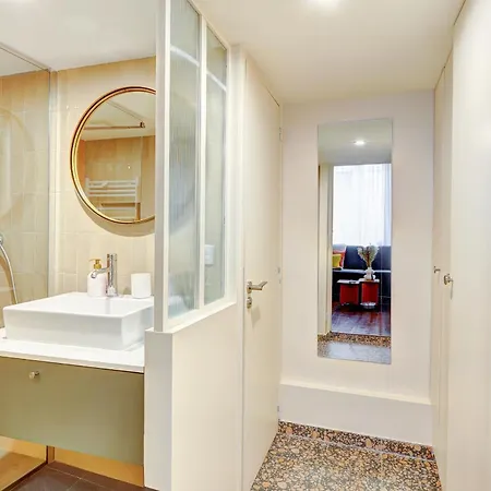 Coco Meulin Rouge Apartment Paris